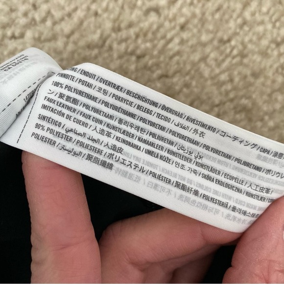 abercrombie & fitch - vegan leather split hem slim flare pant bottoms high-rise - Picture 8 of 8